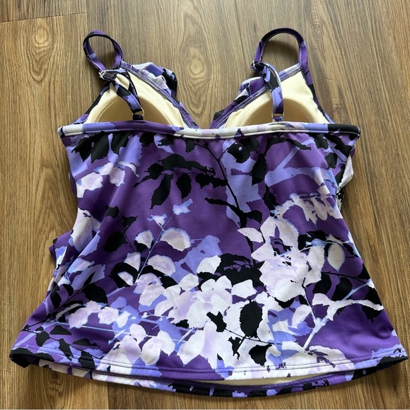 Trimshaper Tankini Top 12 Purple Swimsuit Floral Ruffle V-Neckline Slimming Bra - Picture 3 of 8